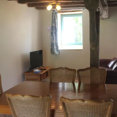 Le Cerisier At Closerie Les Roches - 2 Bed Country Prázdninový dům Bouille-Loretz